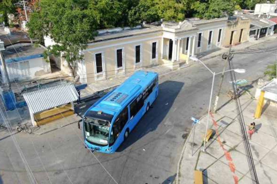 Estrenan cuatro  rutas en el poniente de Mérida.