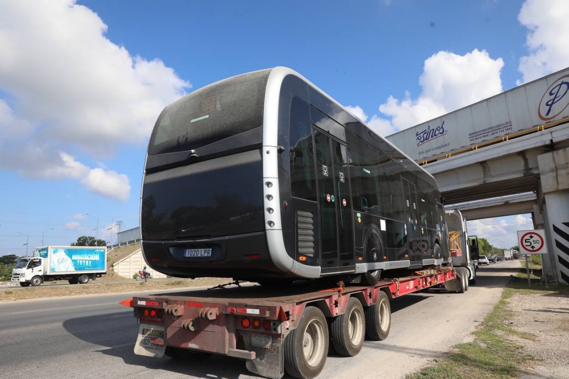 Llega el Ie-tram a Umán. 