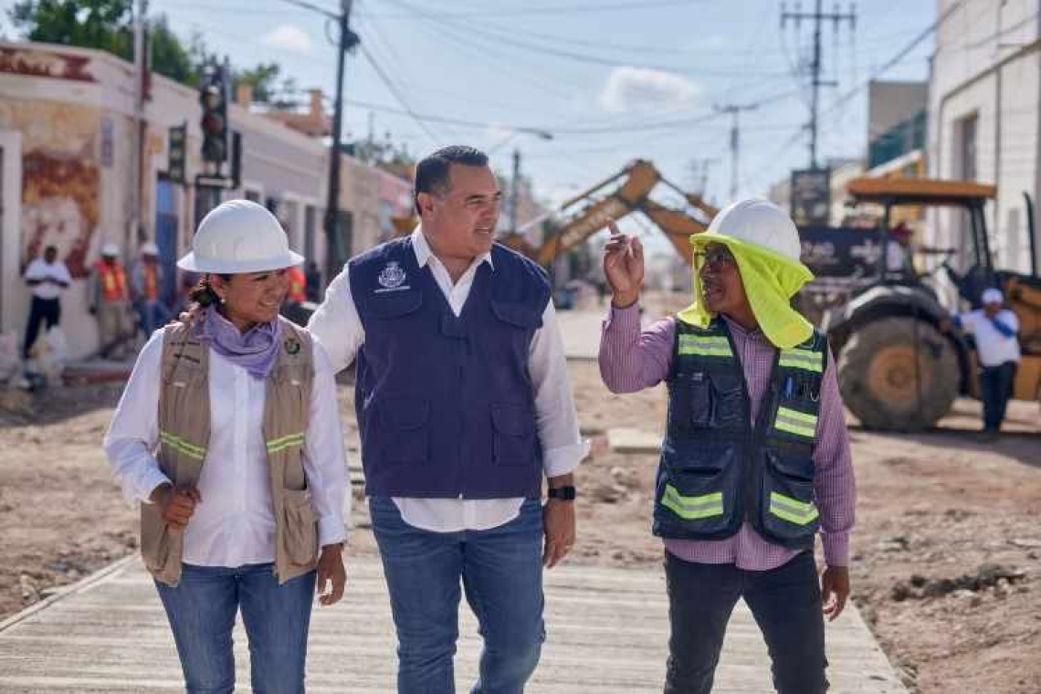 El Corredor Turístico Gastronómico avanza y consolidará el comercio y turismo del Municipio  MERIDA, YUCATAN, 21 de junio de 2023.- Renán Barrera refrenda su compromiso de consolidar la vocación turística y gastronómica de Mérida, con obras y acciones que