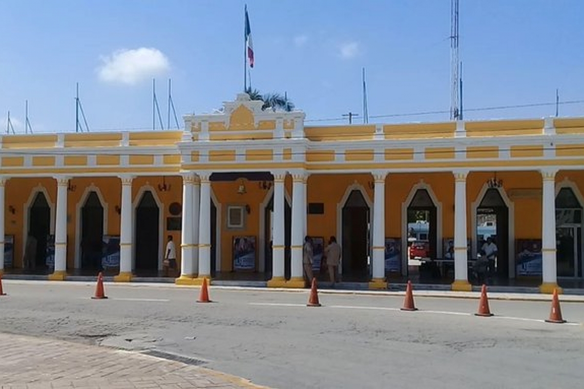 Acusan de presunta corrupción a la primera edil morenista