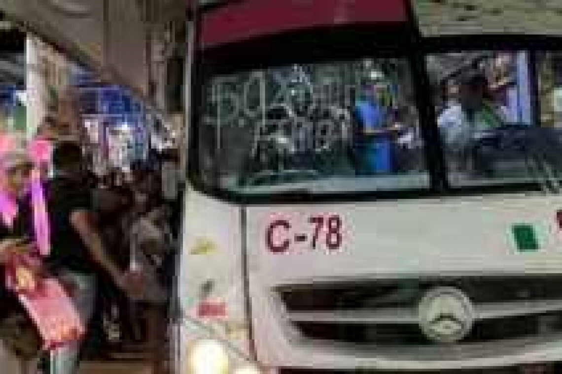 Paro de labores en la Alianza de Camioneros de Yucatán afecta a miles de meridanos.