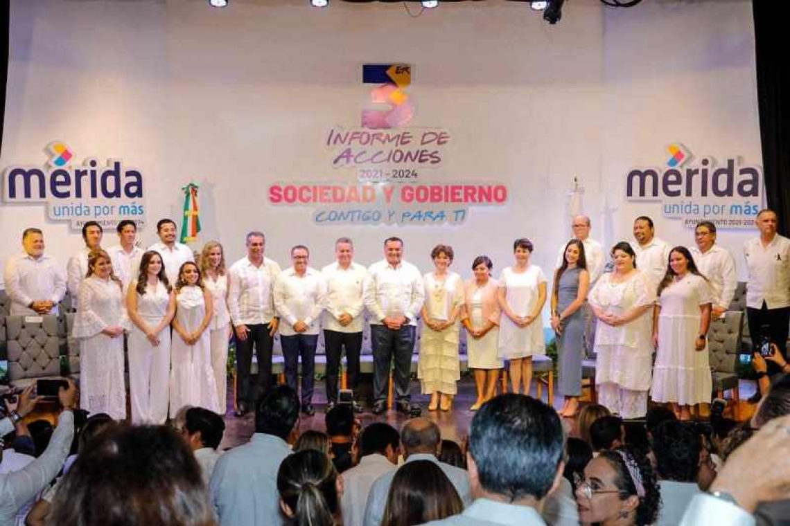 El Alcalde Alejandro Ruz Castro presenta los avances en Mérida en la última década