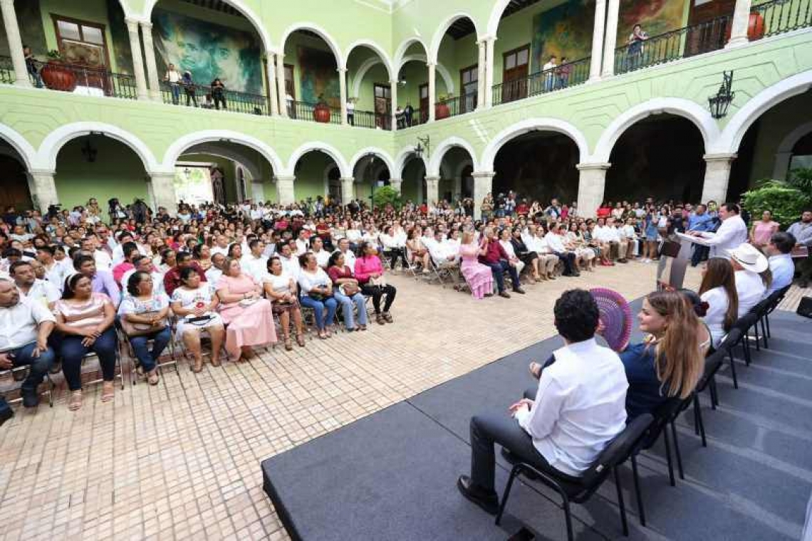 Anuncia Gobernador Joaquín Díaz Mena más de 230 MDP para mujeres emprendedoras