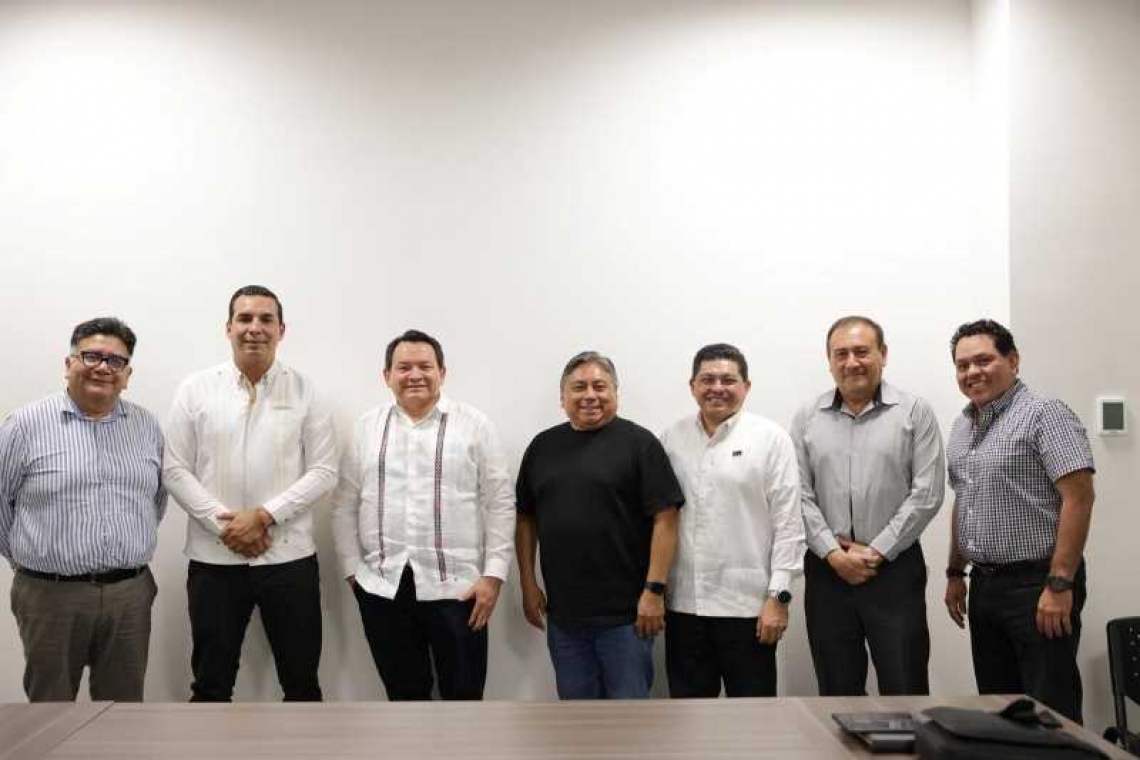 DIÁLOGO ENTRE EL GOBERNADOR Y LIDERES SINDICALES DEL MAGISTERIO