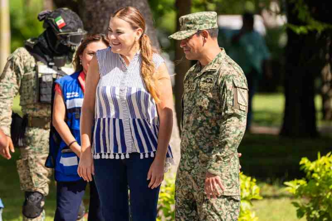 Como parte del PLAN DN III Ayuntamiento de Mérida avanza en limpieza de rejillas con apoyo del Ejército Mexicano.