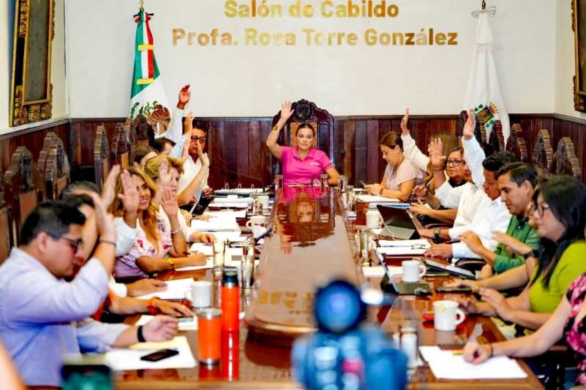 Cabildo comprometido con la seguridad e infraestructura vial y urbana de Mérida.