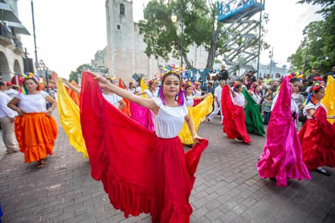 ﻿  Convocan a todas las escuelas a sumarse al Desfile Cívico del 20 de noviembre