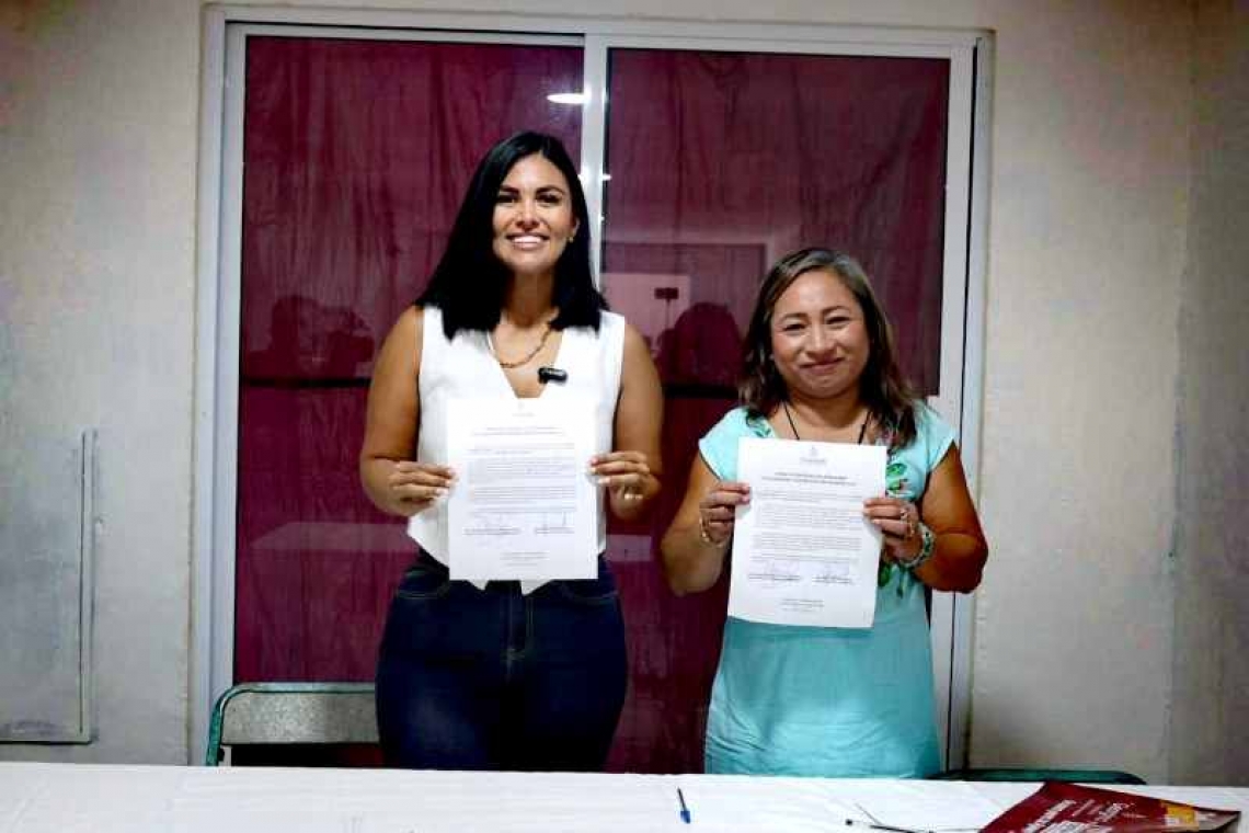   Dip. Alba Cob y la empresaria Cristina Fernández firman el convenio “Cruzada por la Alimentación.”