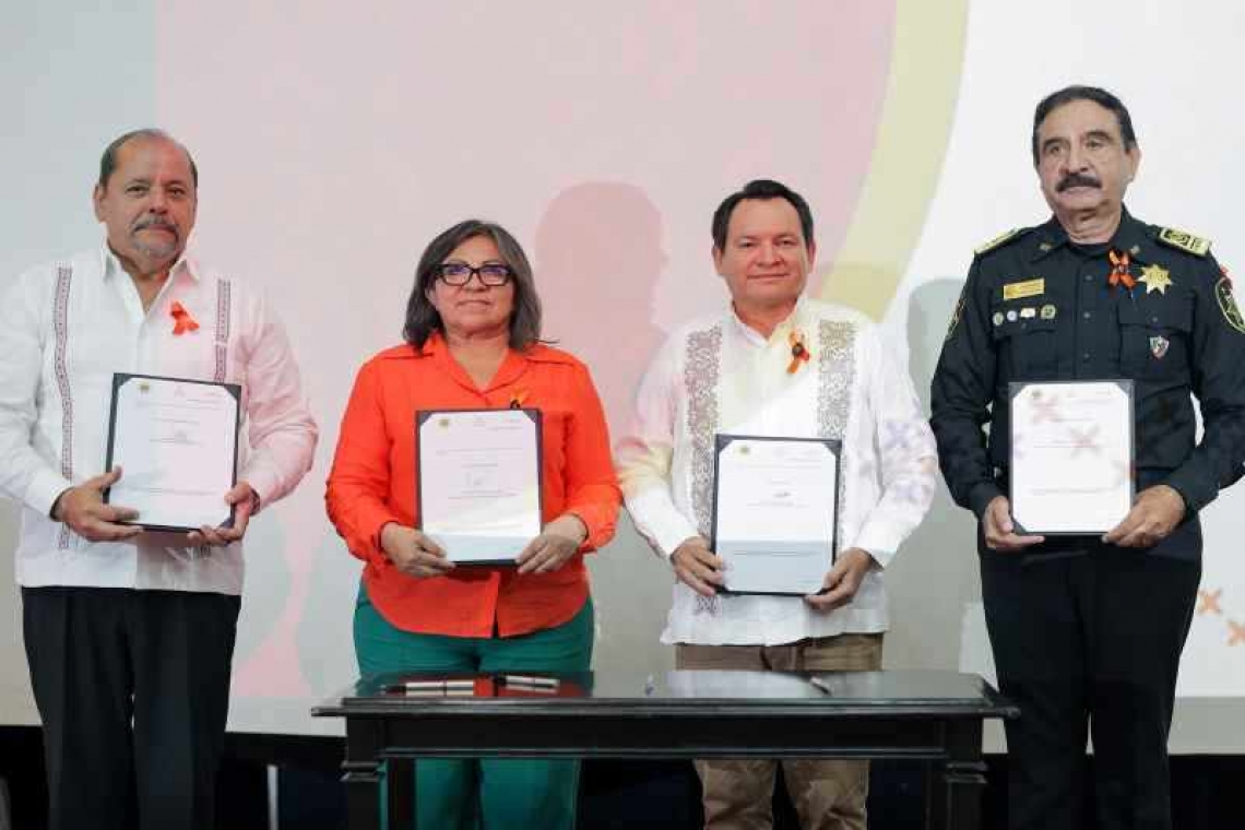 Firma de un convenio interinstitucional para garantizar una movilidad segura y libre para las yucatecas