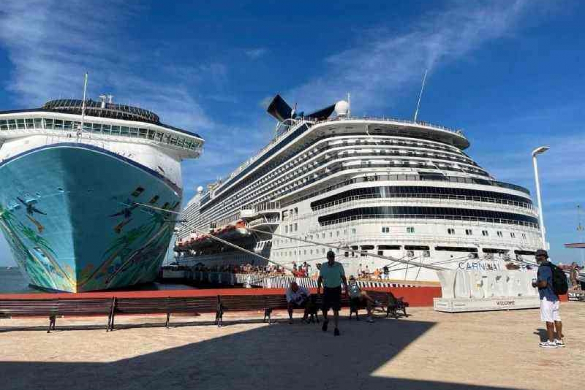  Yucatán cerrará el año con 19 arribos de cruceros en diciembre, con más de 460 mil pasajeros desembarcando en el Puerto de Progreso.
