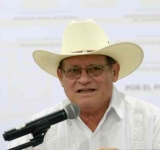 Gobierno del Estado supervisa avances del Puerto de Altura de Progreso.