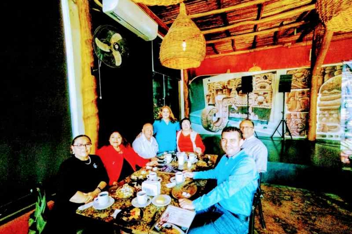  COLEGIO DE LOCUTORES FESTEJA NUEVOS PROYECTOS.