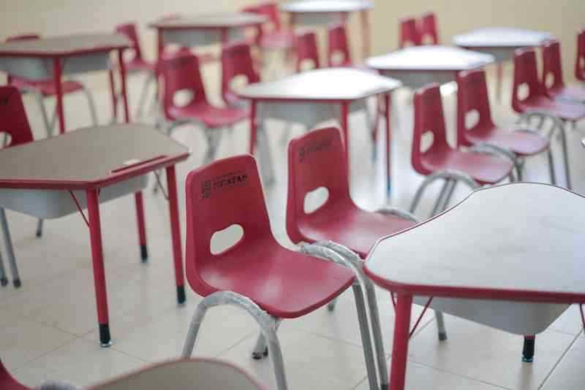 Renacimiento Maya mejora infraestructura educativa en Tinum.