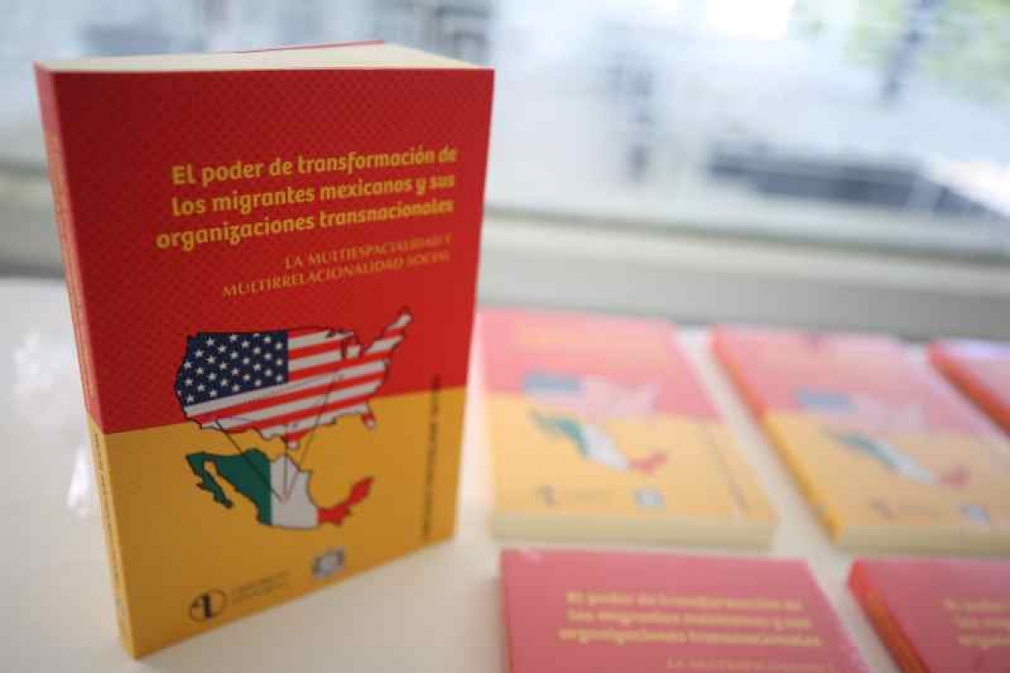  Congreso sede de presentación de libro sobre personas migrantes
