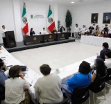 Universidad Nacional Rosario Castellanos (UNRC) ofrece educación superior gratuita y flexible en Kanasín y su convocatoria de ingreso se cierra el 31 de enero.