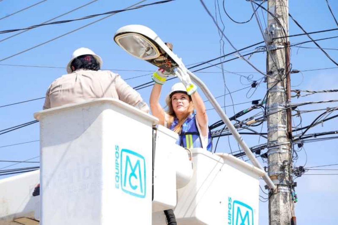 El Ayuntamiento instalalará más de cien mil lámparas a lo largo del trieno 2025-2027 