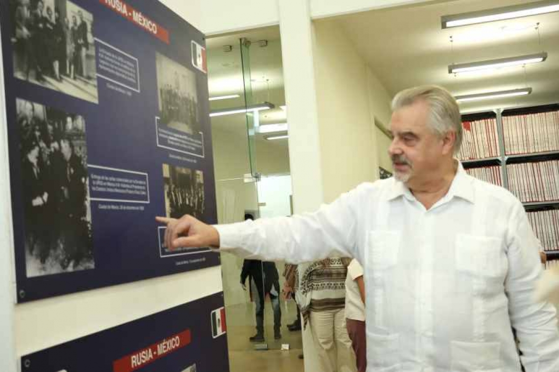 Exposición en la Biblioteca Yucatanense celebra 135 años de diálogo entre México y Rusia.