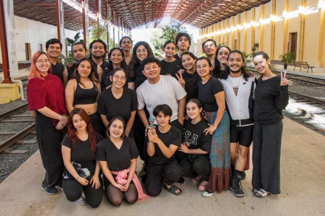 Festival escénico Seeten Ta´ para celebrar el Día Mundial del Teatro en la UNAY.
