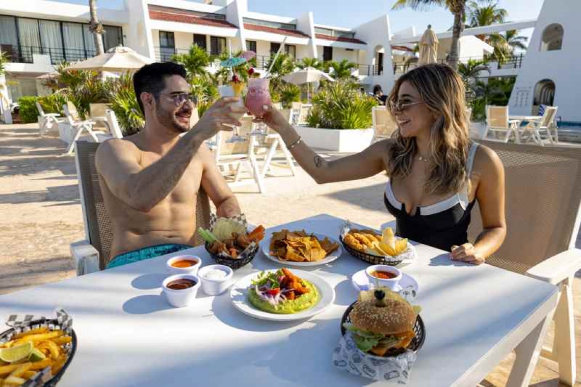  COSTA CLUB OBTIENE DISTINTIVO H EN CUATRO AREAS DE ALIMENTOS Y BEBIDAS