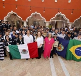 PRESiDENTA MUNICIPAL DE MÉRIDA INAUGURA EL CONGRESO INTERNACIONAL D.A.R.E. 2026