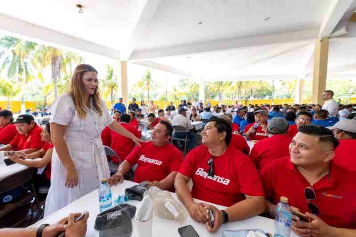 EN EL DIA INTERNACIONAL DEL TRABAJO LA PRESIDENTA MUNICIPAL RECONOCIO A LA CTM YUCATAN Y DESTACO QUE MERIDA ALCAZO LA CIFRA HISTORICA DE 341 MIL 511 EMPLEOS FORMALES.