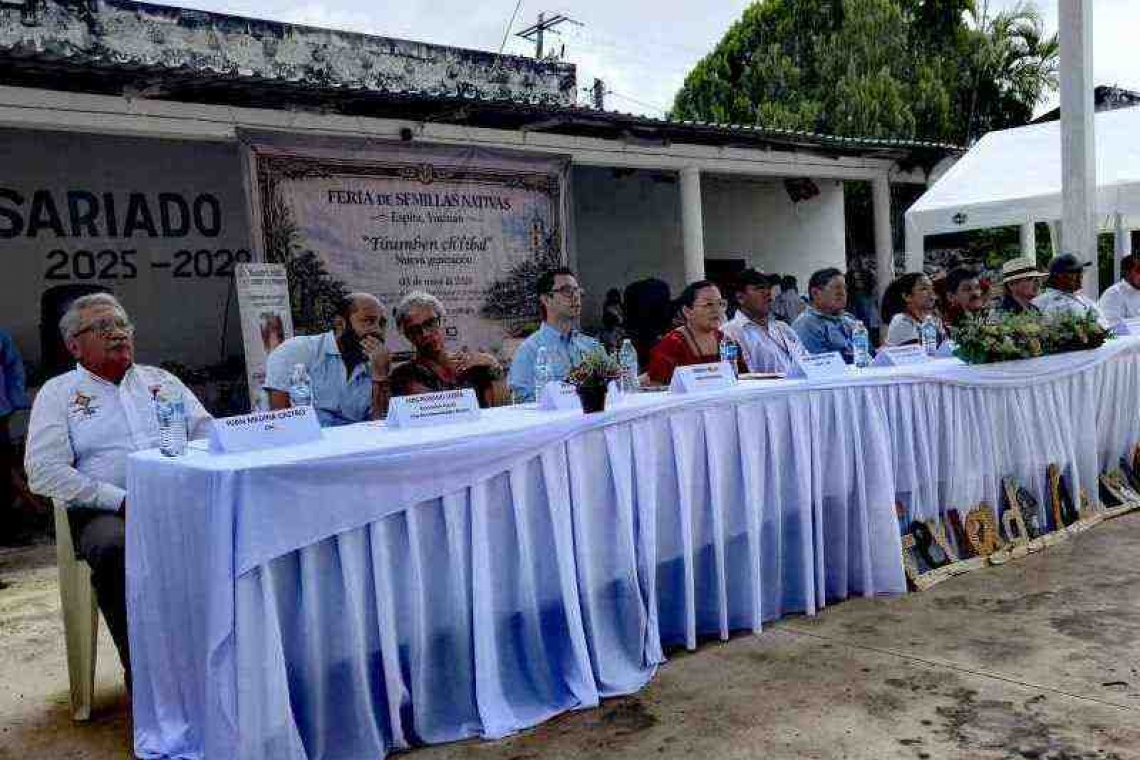 EL LÍDER CAMPESINO JUAN MANUEL MEDINA CASTRO APOYO LA FERIA DE LAS SEMILLAS DE ESPITA