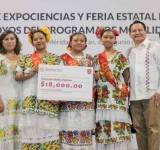 ABUELAS MAYAS SERAN EMBAJADORAS DEL MUNDO MAYA MEXICO.