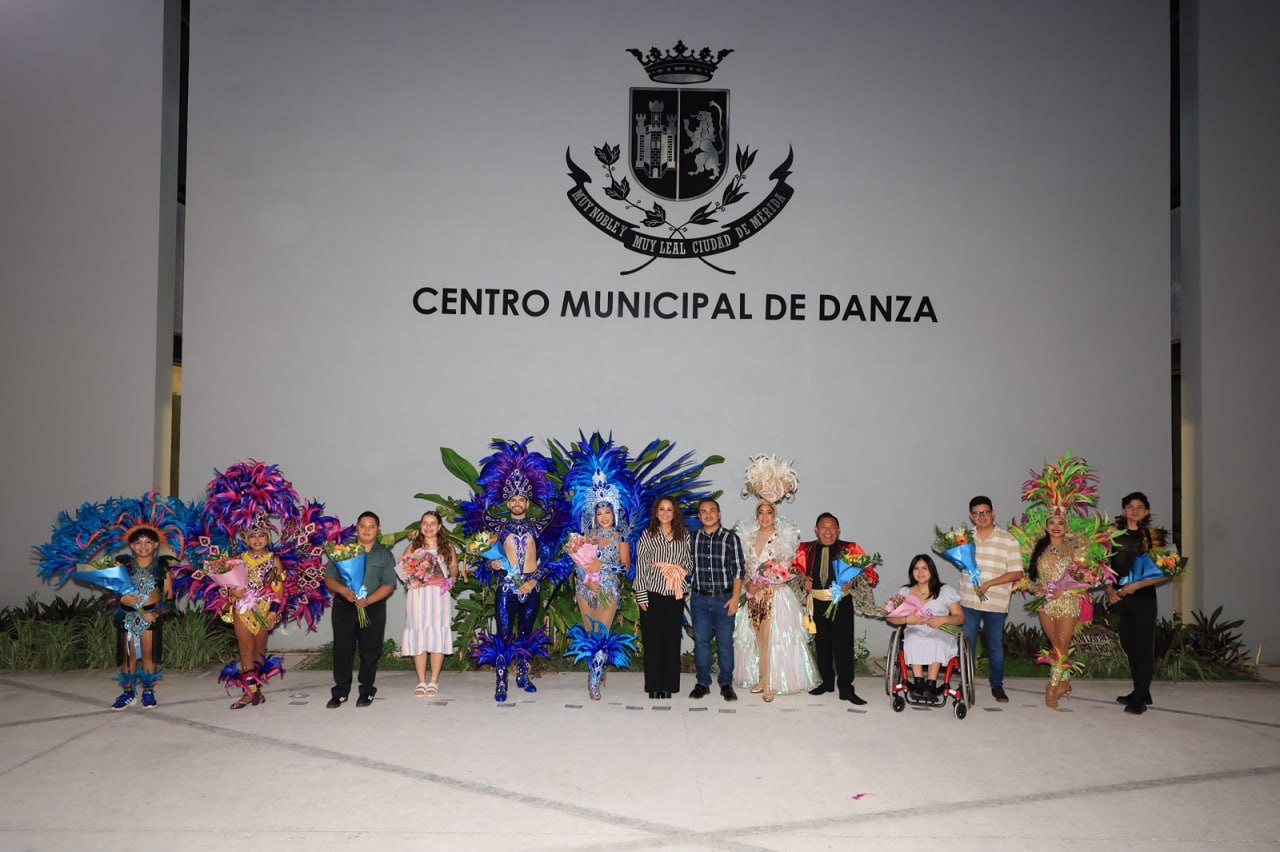 Las 12 reinas y reyes del Carnaval de Mérida 2027 en el Centro Municipal de Danza