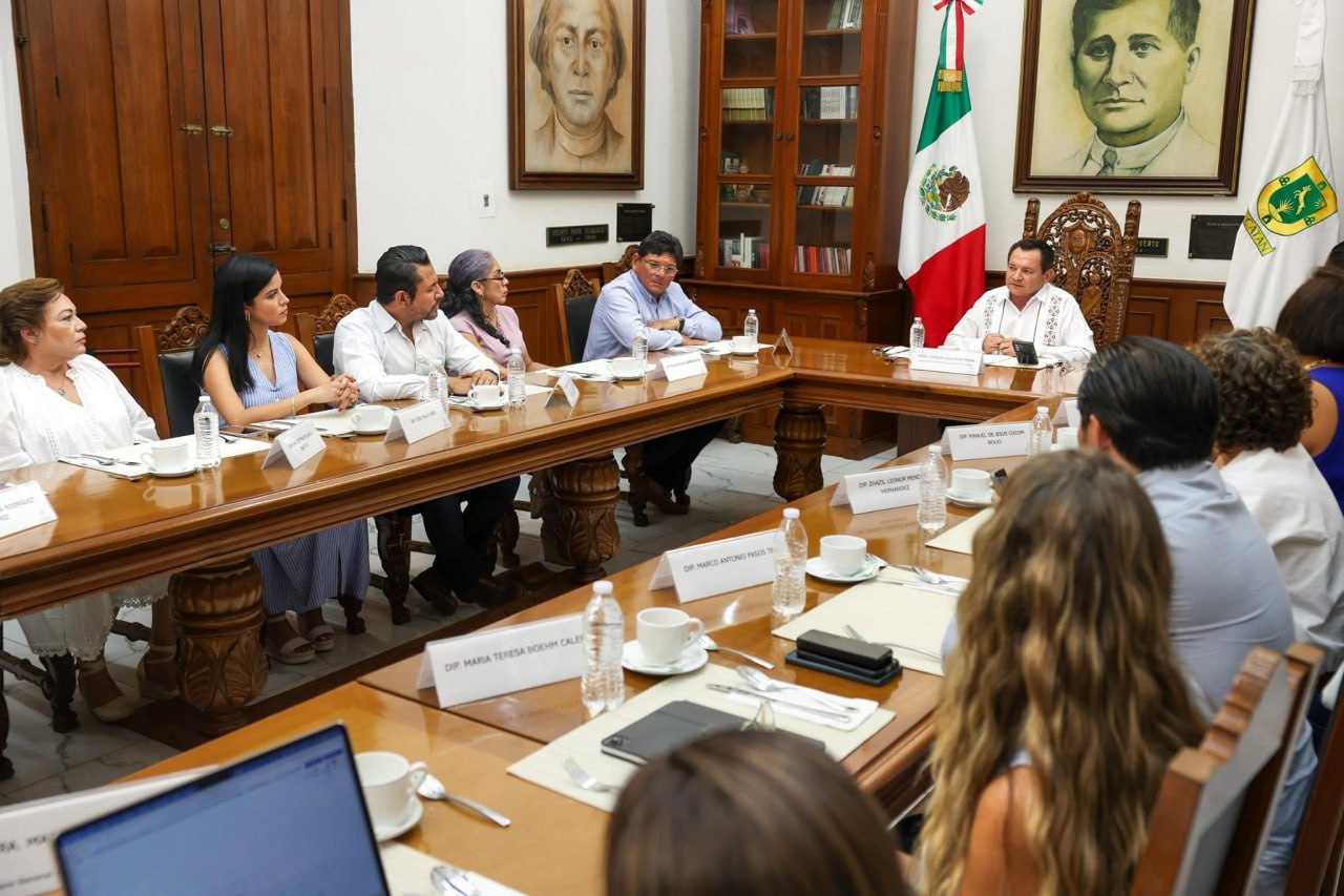 Gobernador Díaz Mena dialoga con todas las fuerzas del Congreso sobre el Plan Bienestar Metropolitano