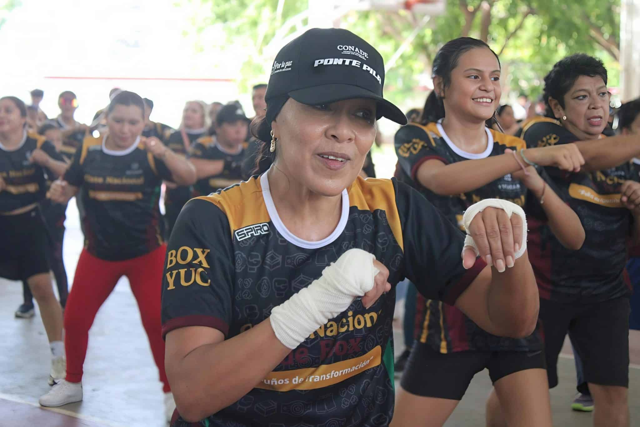 800 personas se ponen los guantes en la Clase Nacional de Boxeo en Mérida