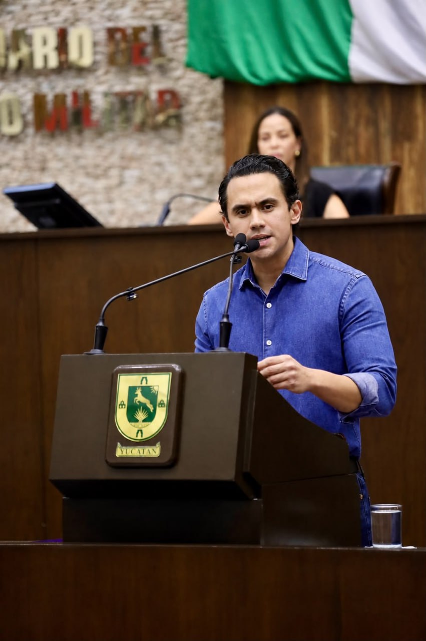 Álvaro Cetina responde a Renán Barrera y fija postura del PAN Yucatán