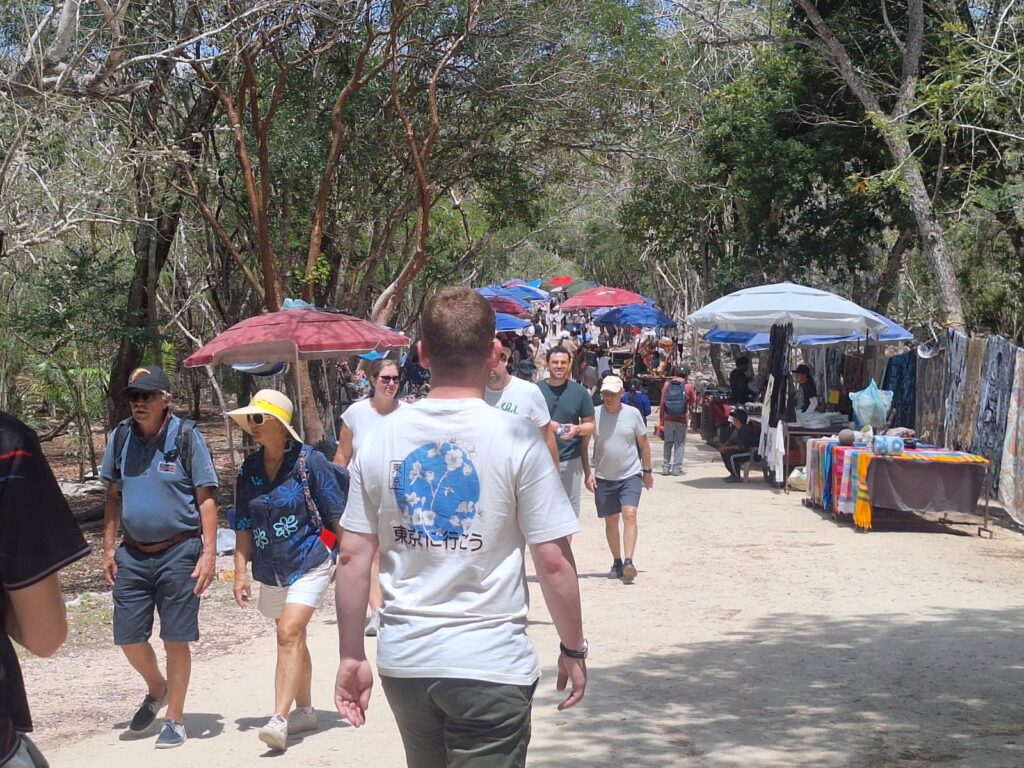 Chichén Itzá colocará palapas para proteger visitantes del sol