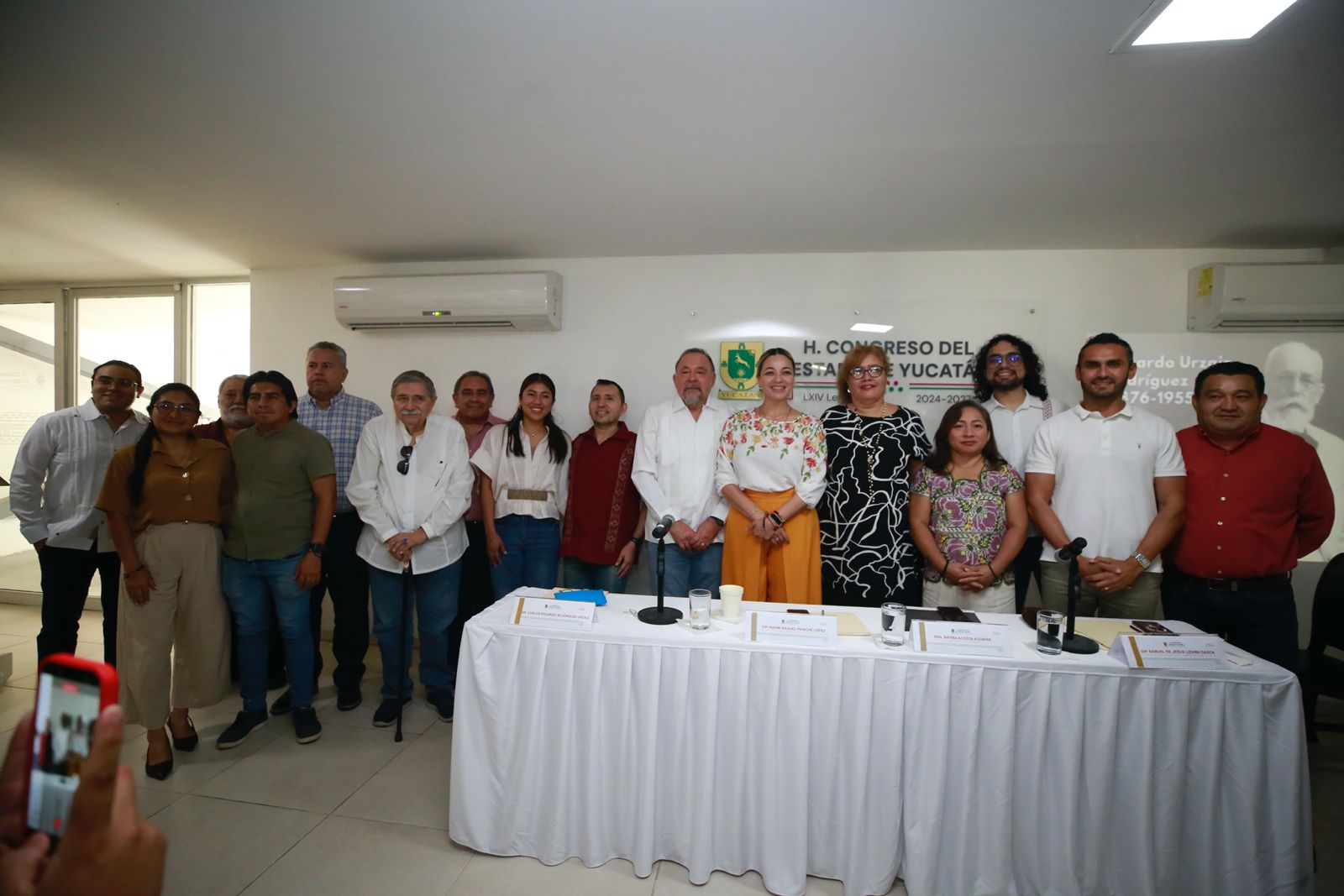 Congreso recibe diálogo sobre los lazos entre Yucatán y Cuba