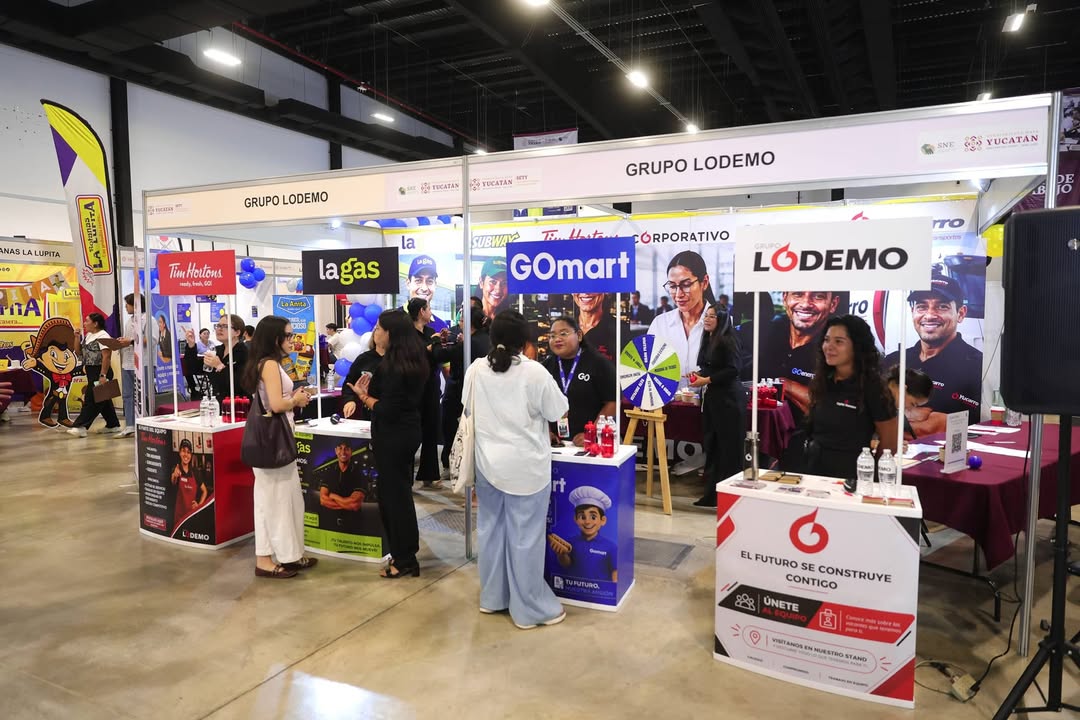 Feria Nacional de Empleo para las Juventudes 2026 ofreció más de 400 vacantes en Mérida